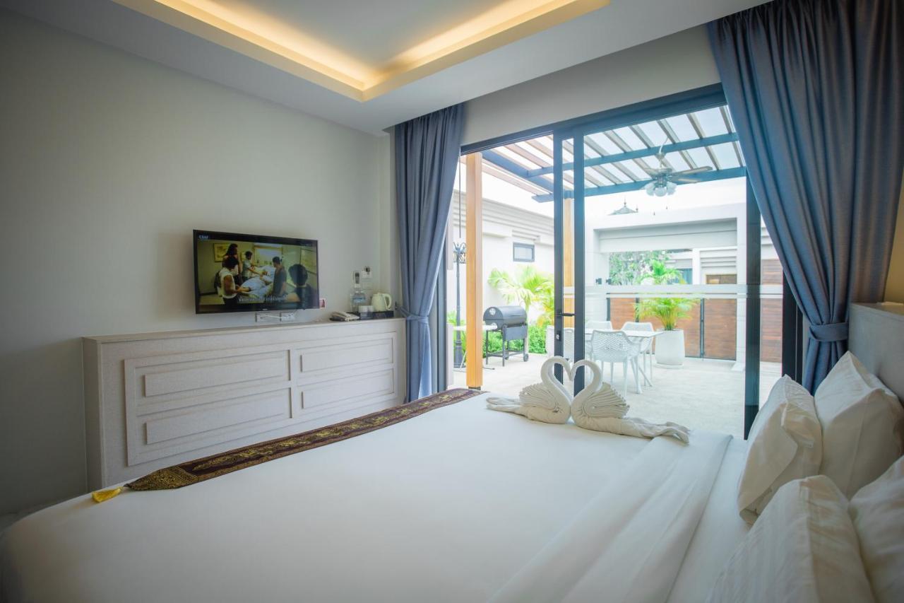 Gold Chariot Pool Villa, Phuket - Sha Plus Certified Bang Tao Beach  Exterior photo