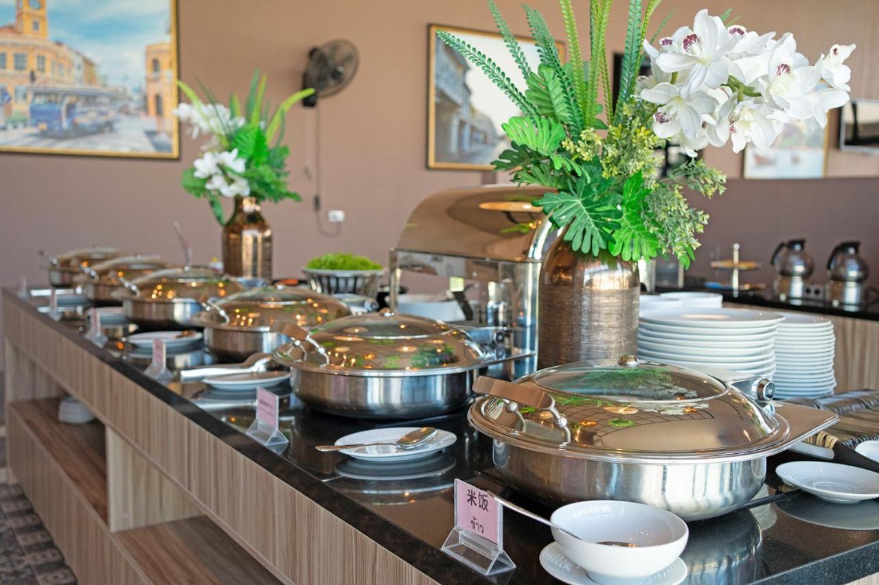 Gold Chariot Pool Villa, Phuket - Sha Plus Certified Bang Tao Beach  Exterior photo